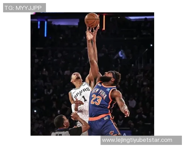 快船两场比赛真实命中率超72创历史第二佳绩并追平21年篮网表现 快船两场比赛真实命中率超72创历史第二佳绩并追平21年篮网表现